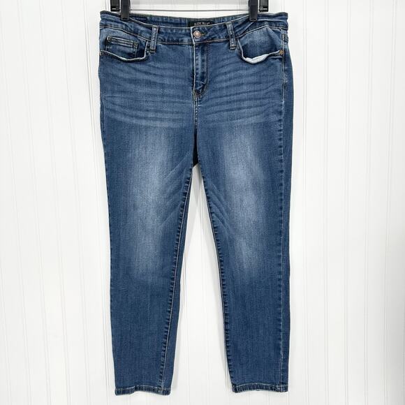 Judy Blue Jeans Womens 32 Relaxed Fit Tapered Leg Blue Stretch Denim Distressed - Picture 1 of 13